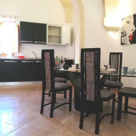 Dimora Cinzia Dom wakacyjny Uggiano La Chiesa